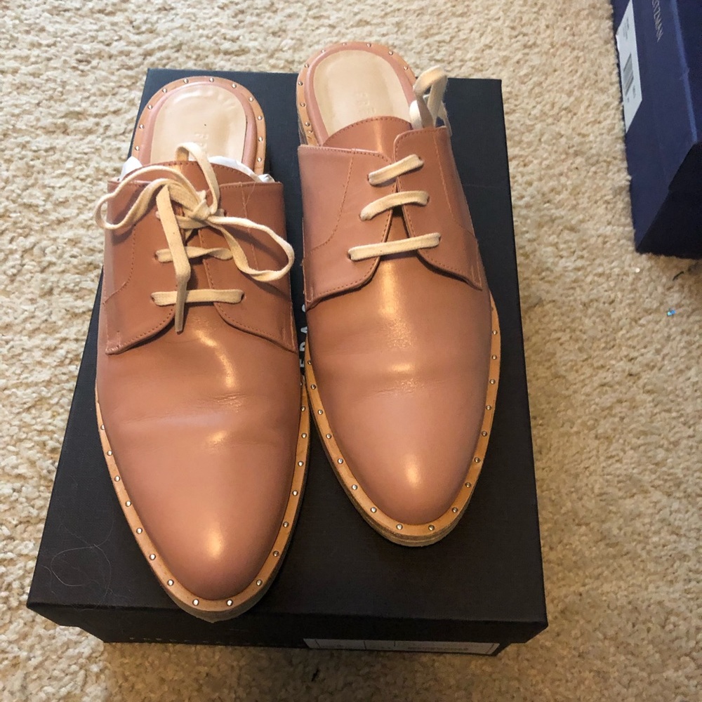 New in box freda Salvador mules